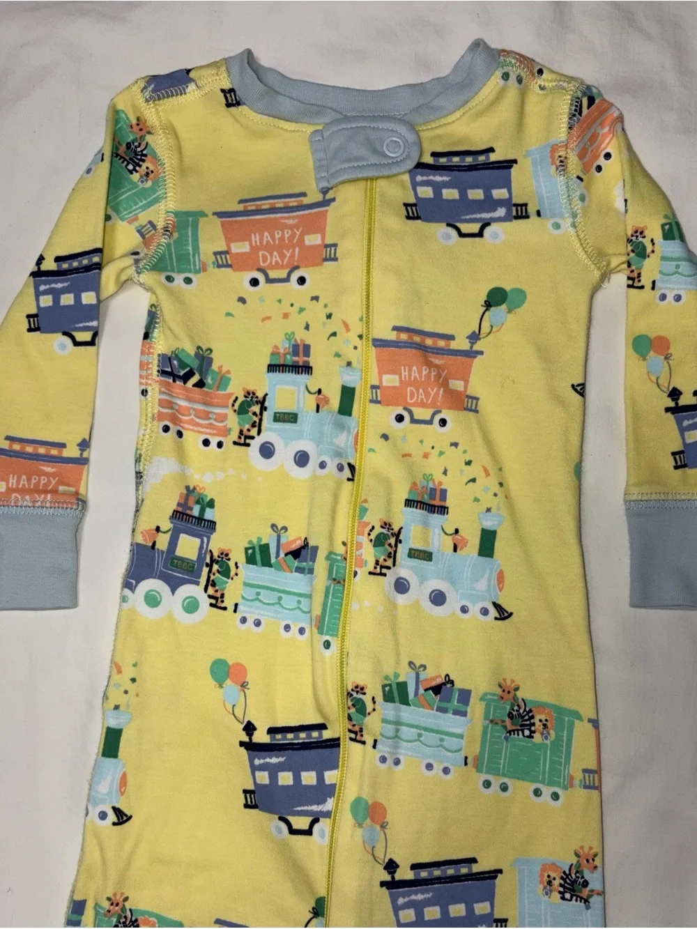 The Beaufort Bonnet Co yellow sleeper with birthday train sz 12-18 months NWOT
